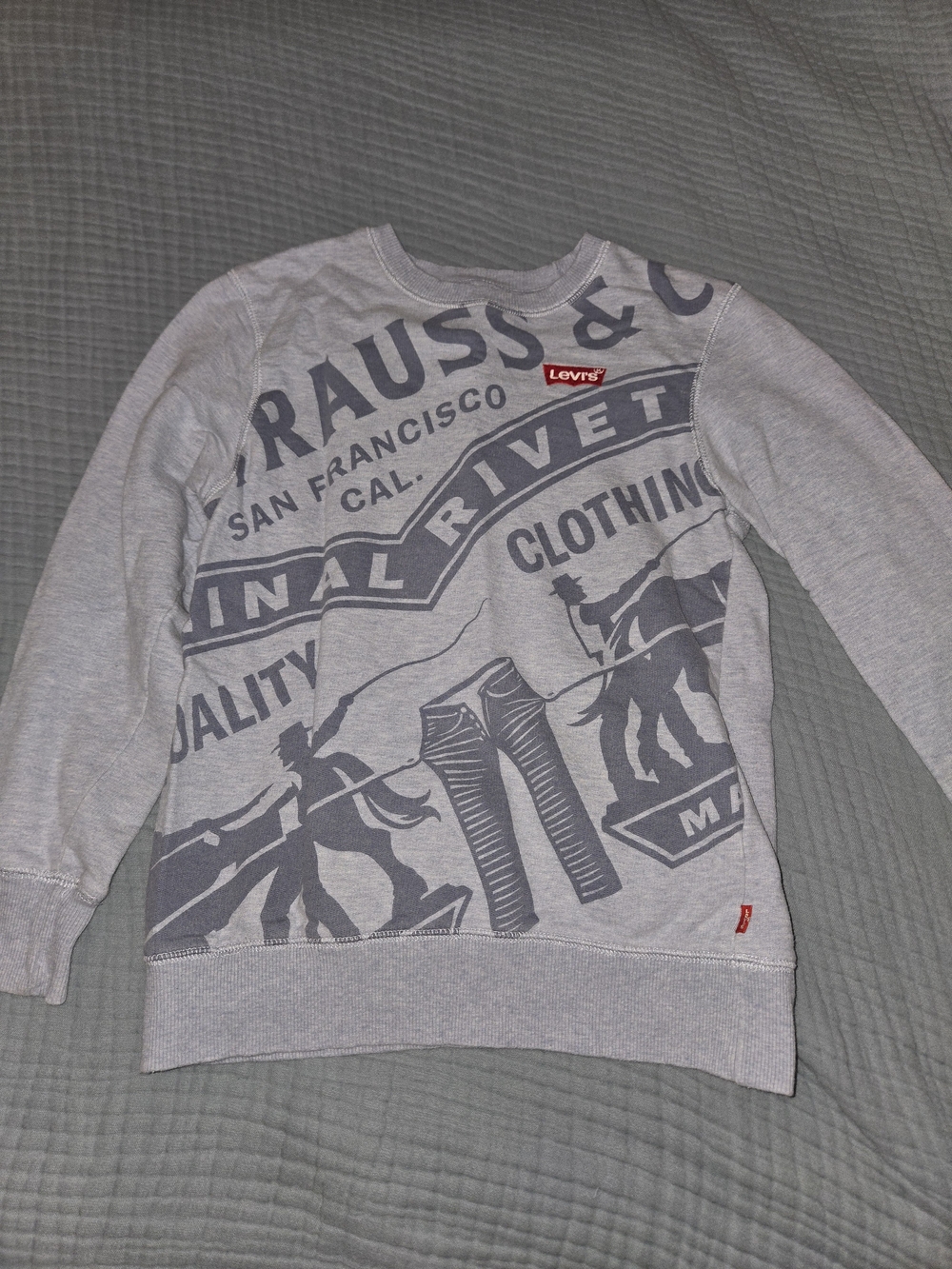 Levi's Light Gray Sweatshirt with Dark Gray Graphic Logo
